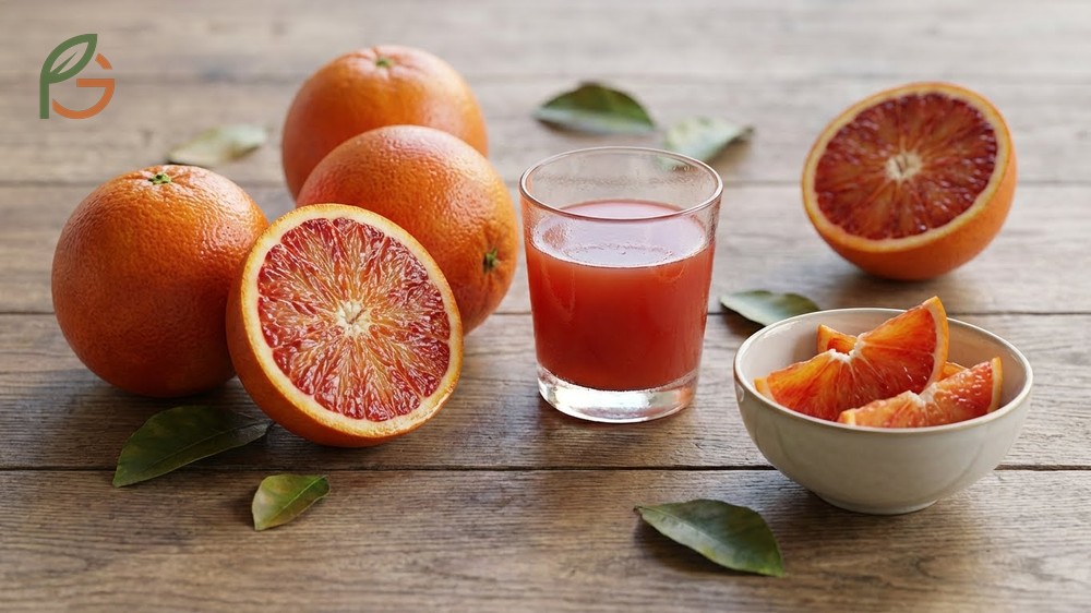 Oranges that are red inside nutritional benefits delivering 51mg of vitamin C and antioxidants for heart health.